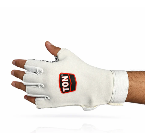 TON Fielding Gloves | Lightweight Polyester Catching Gloves - Black & White