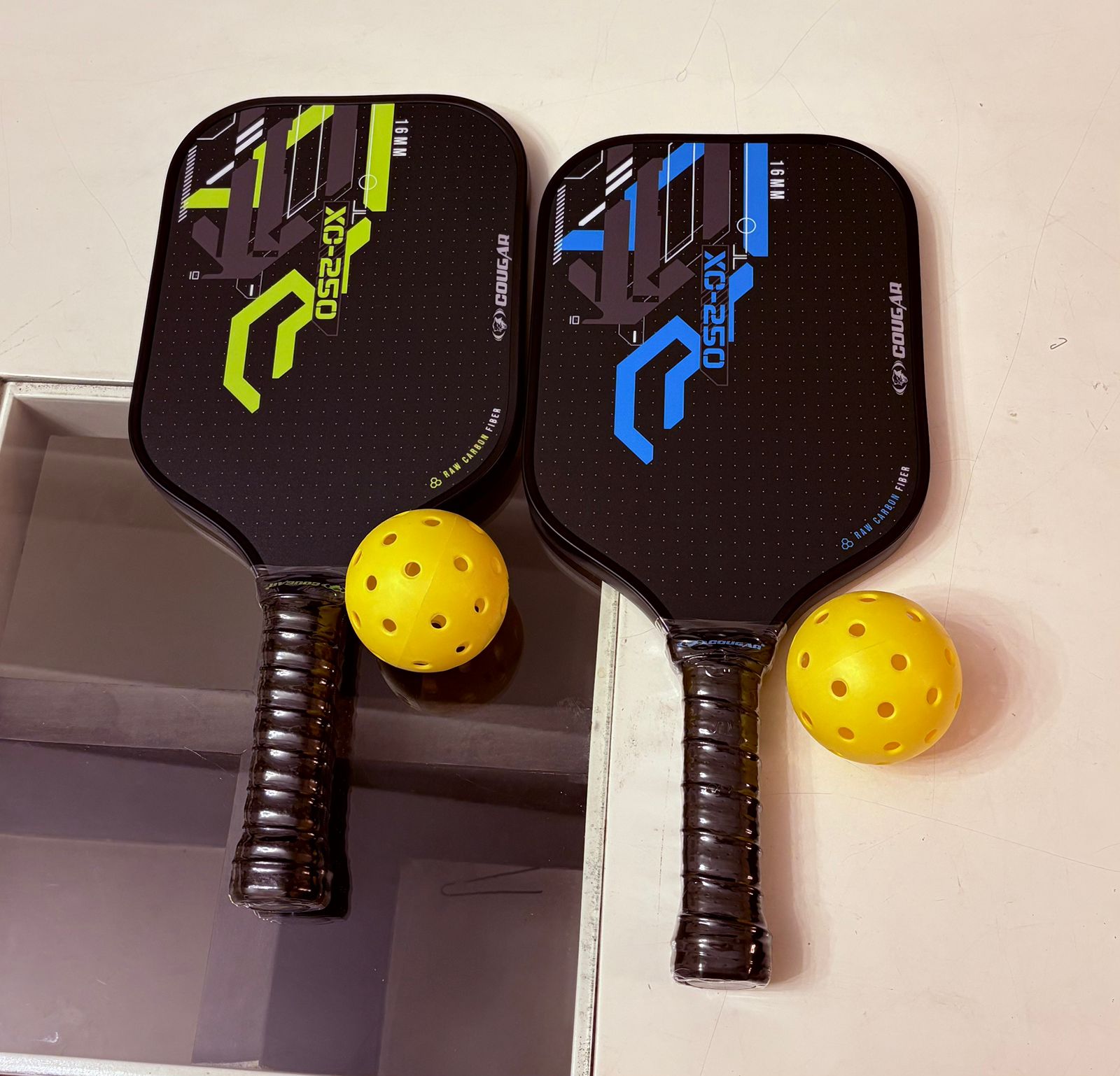 Pickleball Paddle Set XO-250 by COUGAR | Pack of 2 Rackets, 2 Ball and Bag